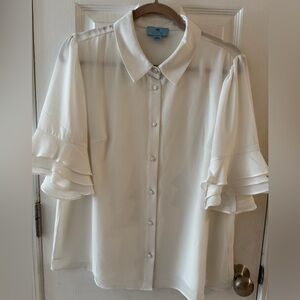 CeCe White Short Sleeve Ruffled Blouse